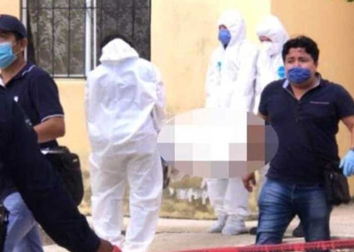 Convivió con el cadáver de su mamá por varias semanas