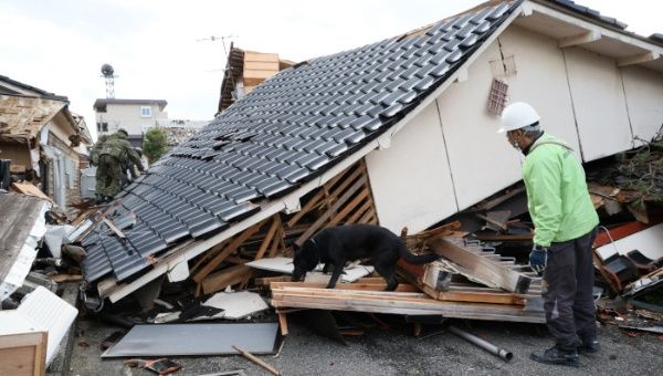 Aumenta a 92 el número de mJapón por el terremoto en Japón