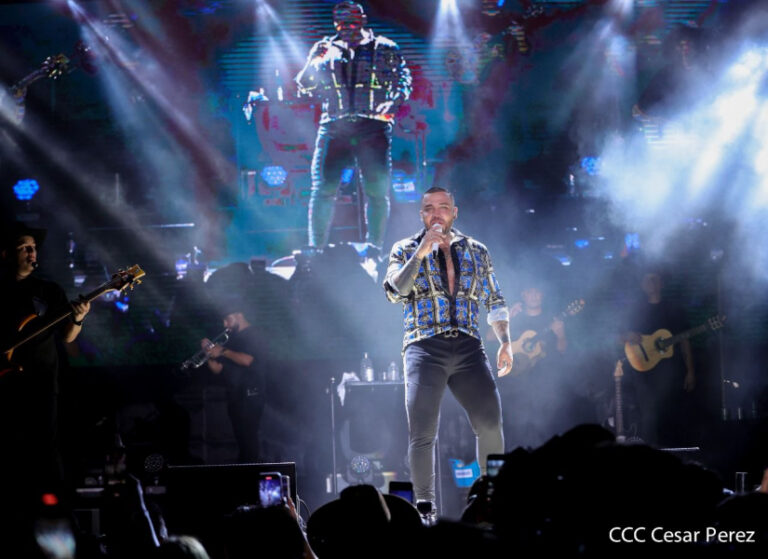 “Dulce Pecado” Jessi Uribe se presento en la tierra de lagos y volcanes