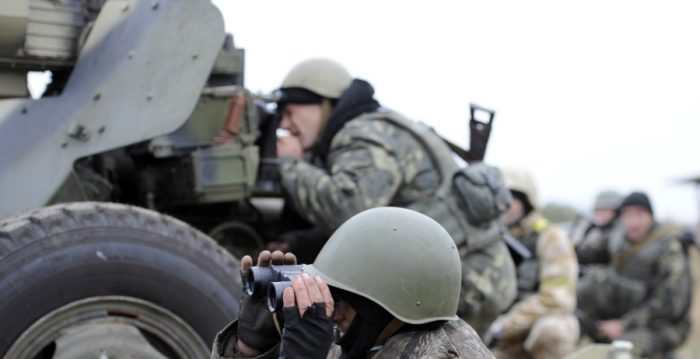 Militares rusos liberados relatan torturas que sufrieron en Kiev