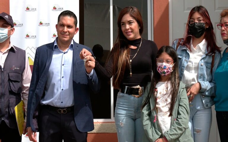 CADUR entrega vivienda en Ciudad El Doral