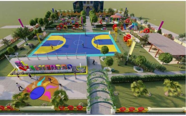 Autoridades remodelan parque municipal en El Almendro