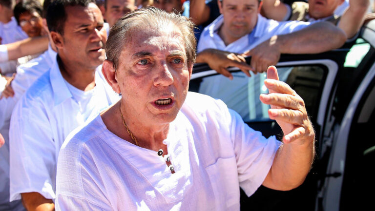 Condenan a otros 118 años de prisión a médium brasileño