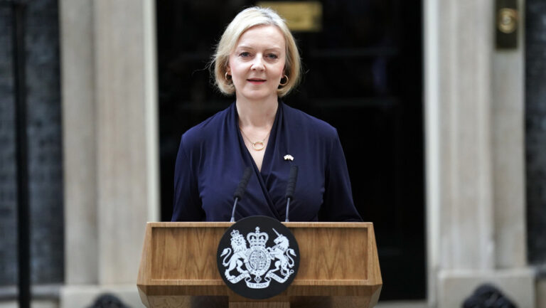 Liz Truss anuncia su dimisión como primera ministra de Reino Unido