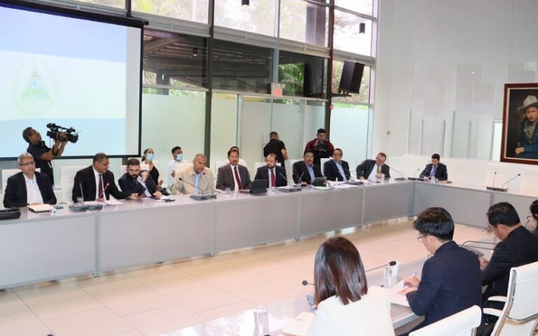 Consejo Sandinista de Ministros se reúne con delegación del Partido Comunista de Vietnam