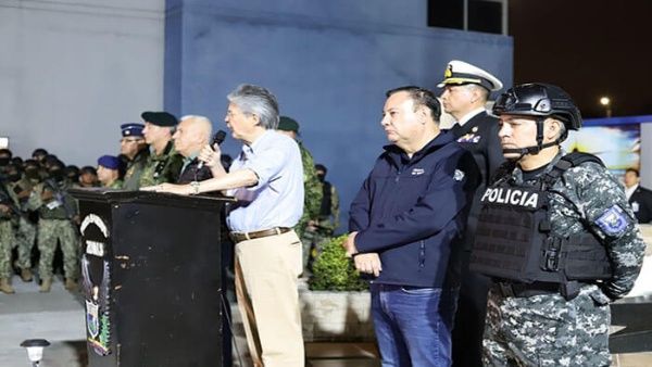 Capturan a 53 personas por oleada de atentados en Ecuador