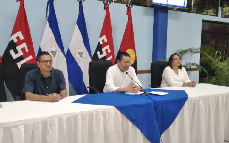 MINED celebra a las madres resaltando su papel fundamental