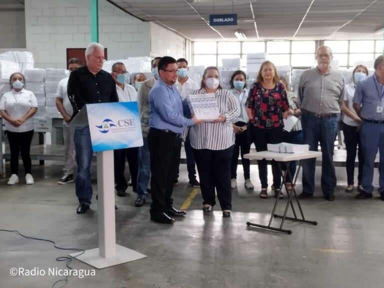 CSE finaliza impresión de boletas electorales