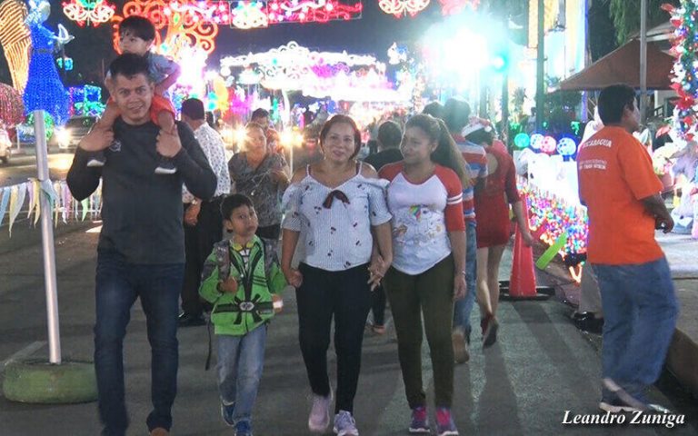 Rosario “Vamos en navidad, luz y verdad”