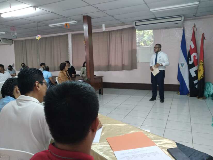 Certamen de oratoria