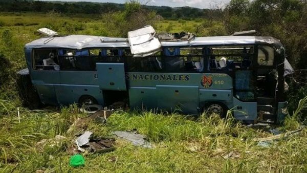 Accidente de tránsito en Cuba deja 4 muertos