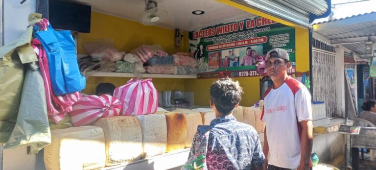 Registran alza de precio del “Queso” en el Mercado Iván Montenegro