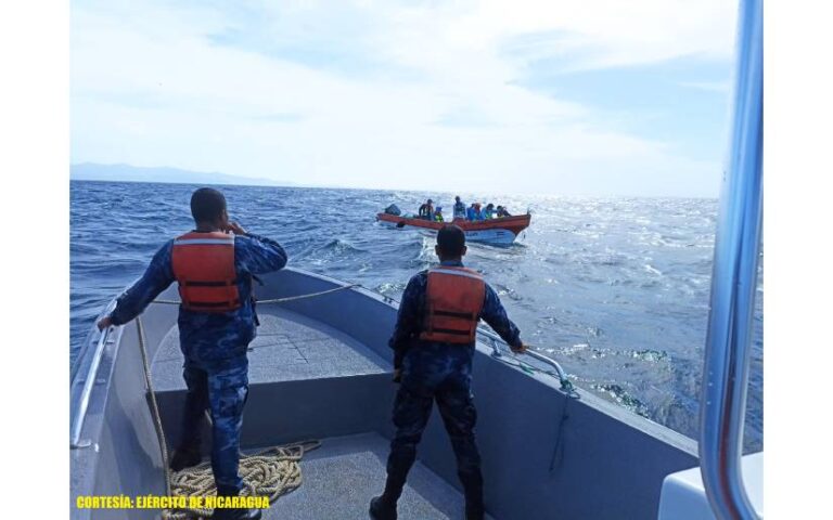 Fuerza Naval realiza búsqueda, salvamento y rescate de embarcación nicaragüense