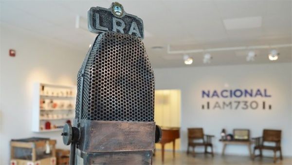 Despiden a más de 100 trabajadores de la Radio Nacional de Argentina