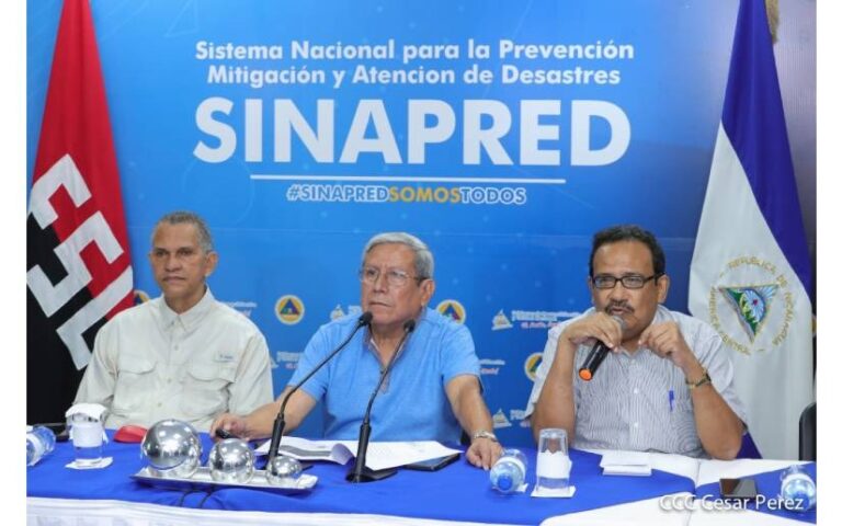 Activan planes de emergencia ante la amenaza del disturbio tropical