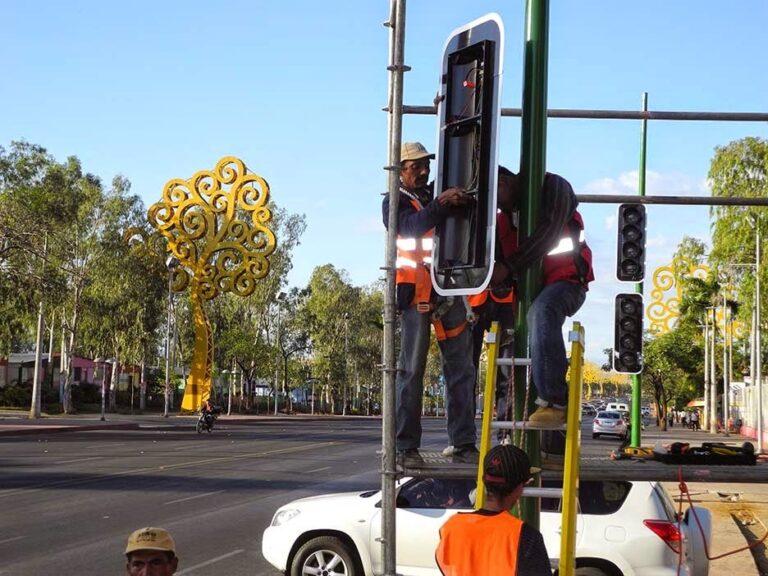 Alcaldía de Managua brinda mantenimiento a red de semáforos