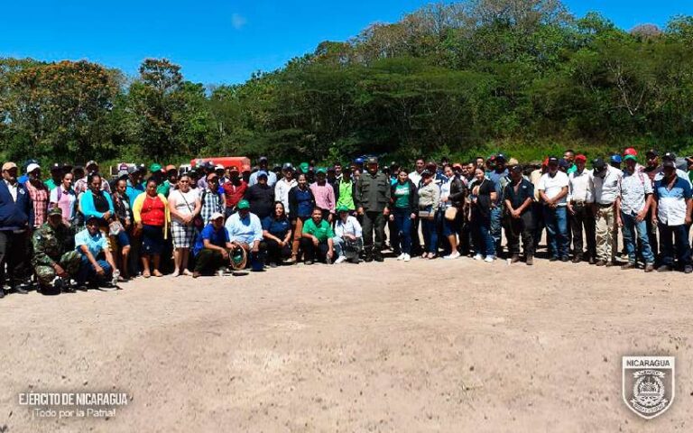 Sexto Comando Militar participó en reunión con autoridades municipales y productores