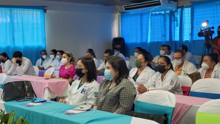 Realizan un Simposio Internacional de manejo de hemorragia post-parto