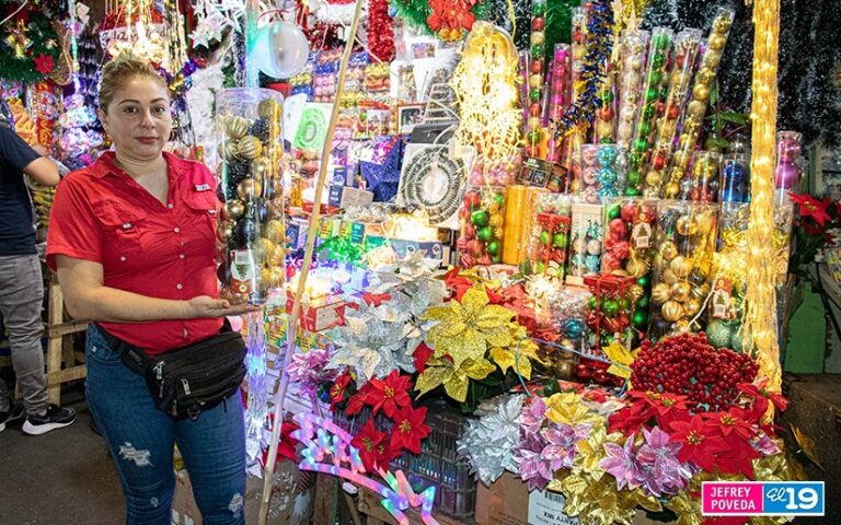 Comerciantes están preparados de cara las “Fiestas Navideñas”