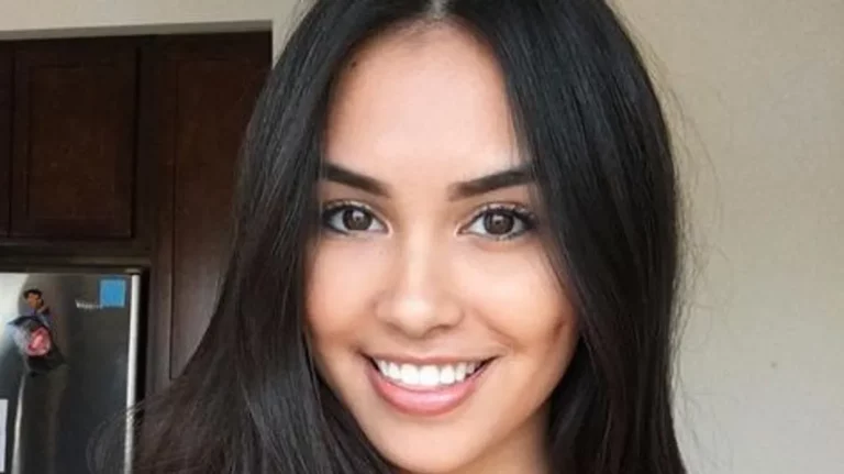 Influencer crea versión de ella con IA “puede ser tu novia por un dólar el minuto”