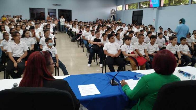 Culmina año escolar 2023 en la Academia Sabatina de Jóvenes Talento