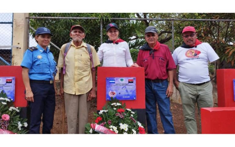Inauguran monumentos en honor a héroes de la Revolución en Santa Teresa