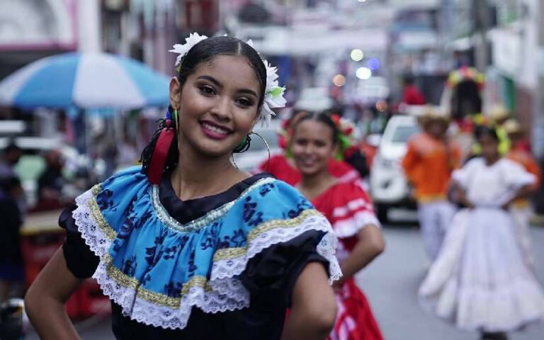 Principales actividades de las Fiestas Tradiciones en Honor a la Virgen de La Merced