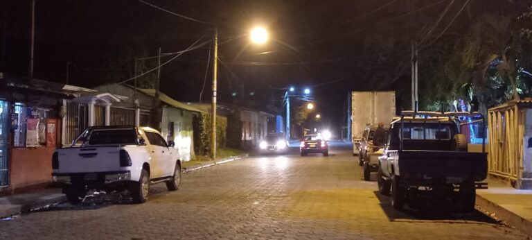 Rehabilitan el alumbrado público en Dolores