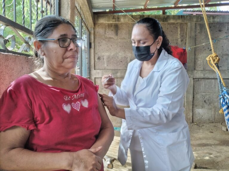 Jornada contra el Covid-19 llega hasta el barrio Las Lomas