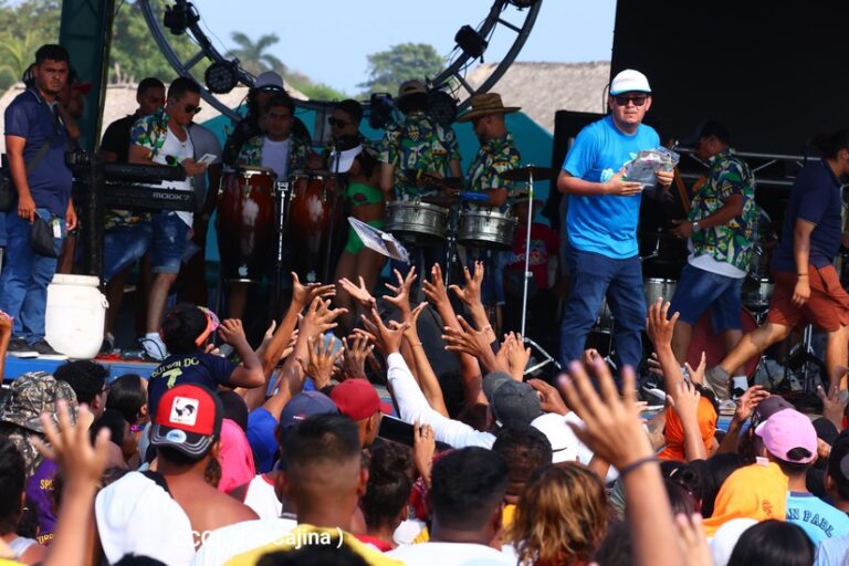 Pochomil da bienvenida a veraneantes con Fiestón Verano 2024