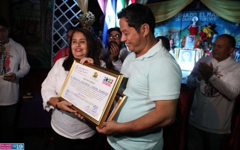 Entregan reconocimiento a destacados artistas promotores de la cultura de Masaya