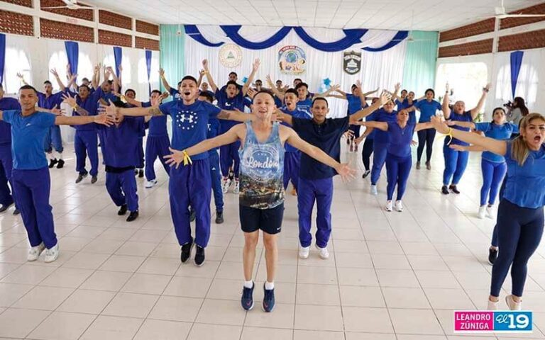 Privados de libertad participan en zumbatón