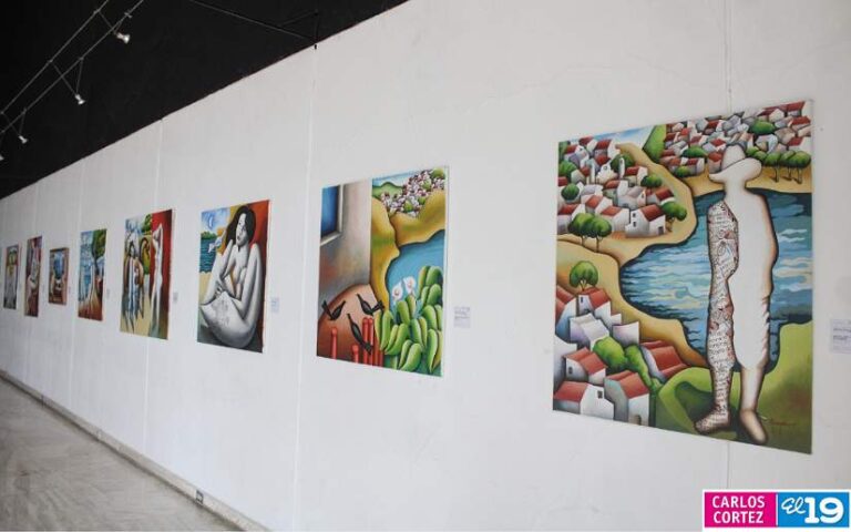 Artista nicaragüense exhibe sus pinturas en el Teatro Rubén Darío