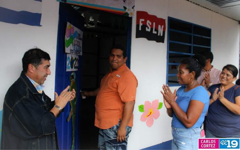 Entregan vivienda digna a familia del barrio Francisco Salazar