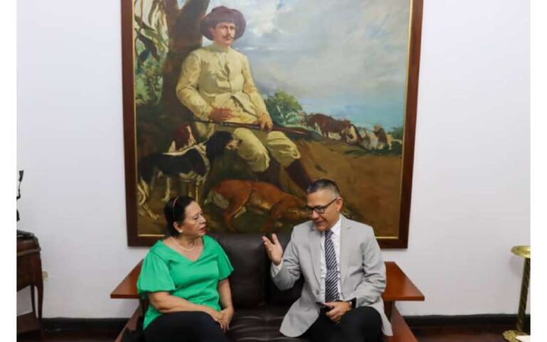 Nicaragua y Venezuela fortalecen acervo cultural