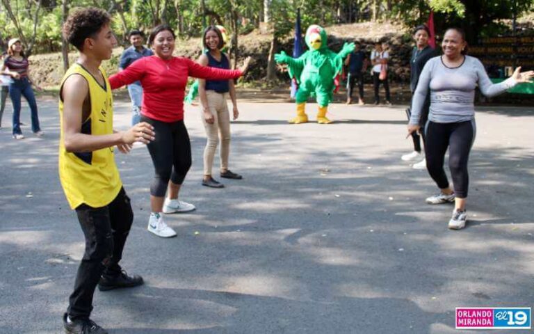 Realizan zumbatón ambiental en el Volcán Masaya